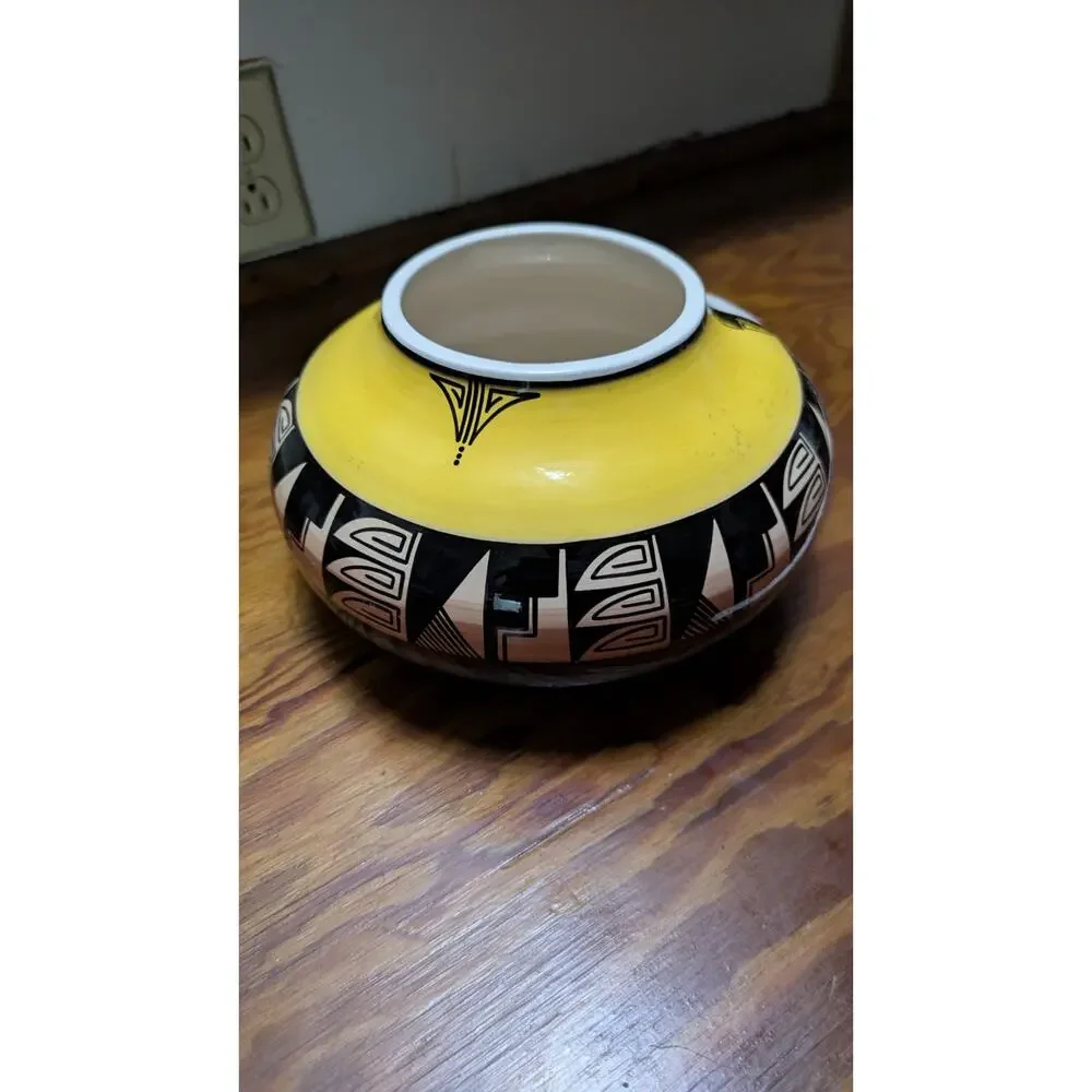 Ute Mountain Ute Signed Inez Wing Pottery Bowl Jack O Lantern Pumpkin